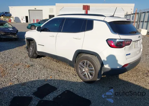 2019 Jeep Compass Sun And Wheel Fwd из США, поврежденный, VIN 3C4NJCBB3KT636677